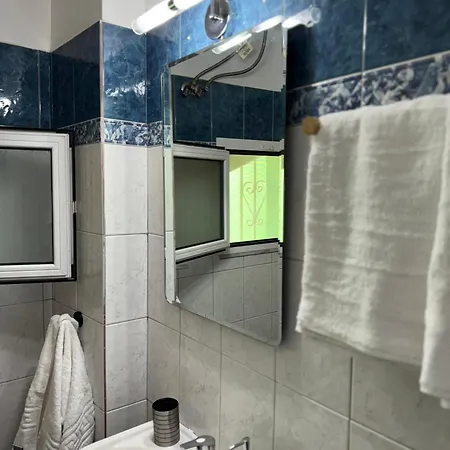 Apartament The Sunlit Retreat *