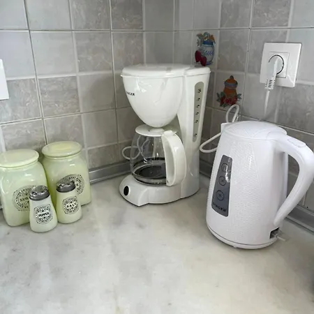 The Sunlit Retreat Appartement