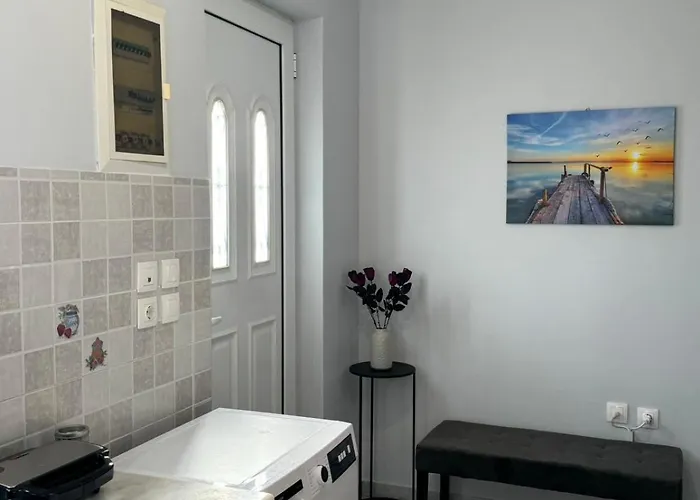 アパート The Sunlit Retreat *