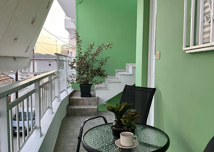 アパート The Sunlit Retreat クレマスティ