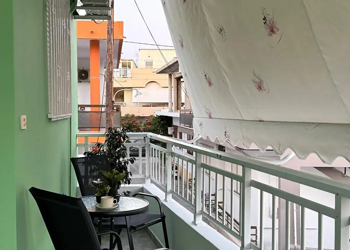 The Sunlit Retreat アパート クレマスティ