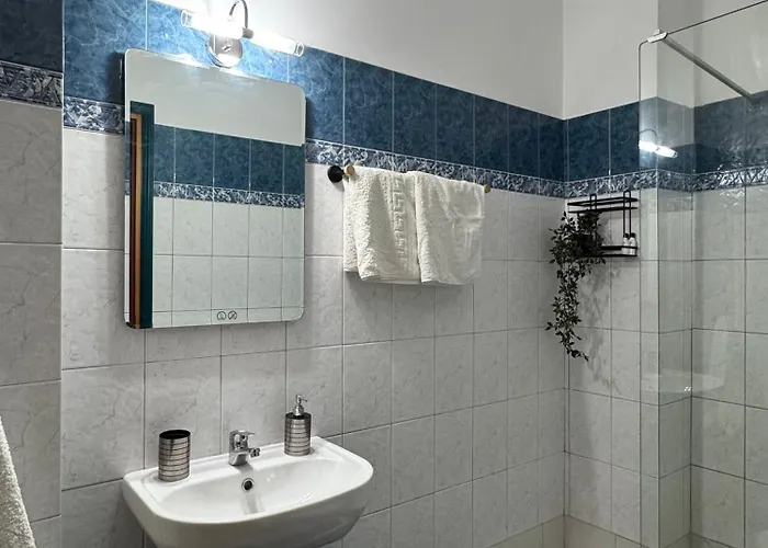 Apartment The Sunlit Retreat